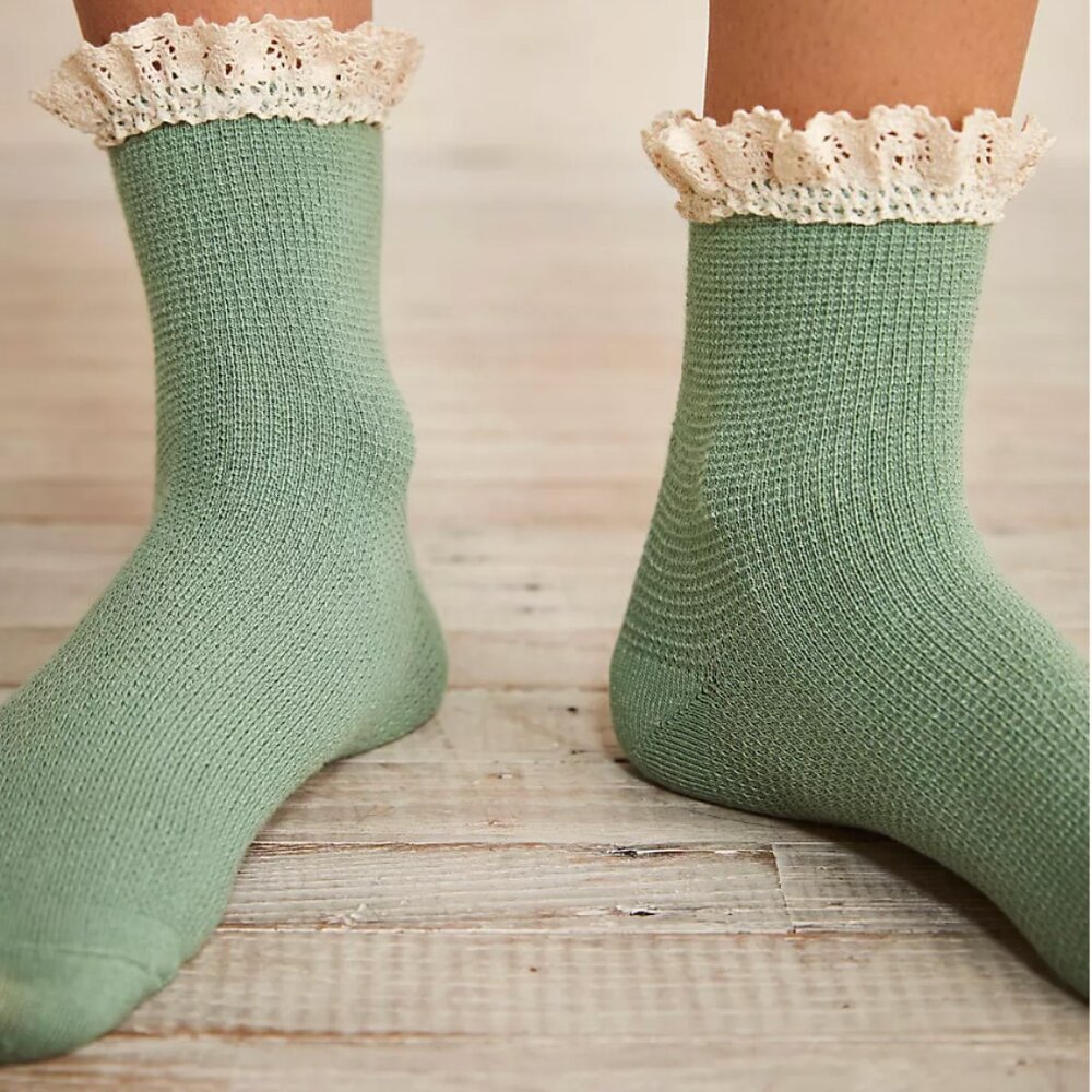 NWT Free People Beloved Waffle Knit Ankle Socks Gray Grey 1 Pair - Picture 9 of 12